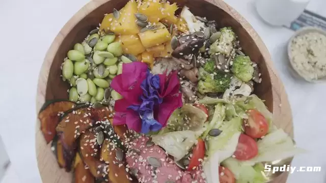 彩色沙拉碗视频素材