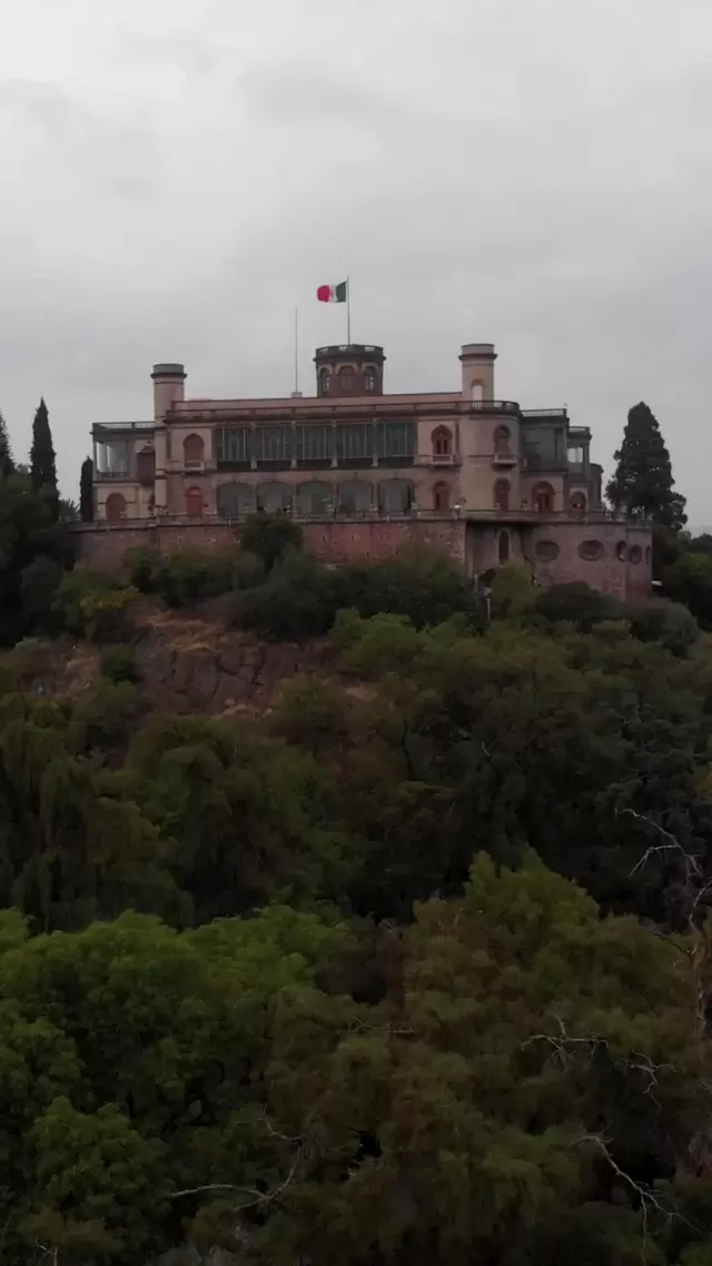 山上的城堡墨西哥航拍视频素材插图
