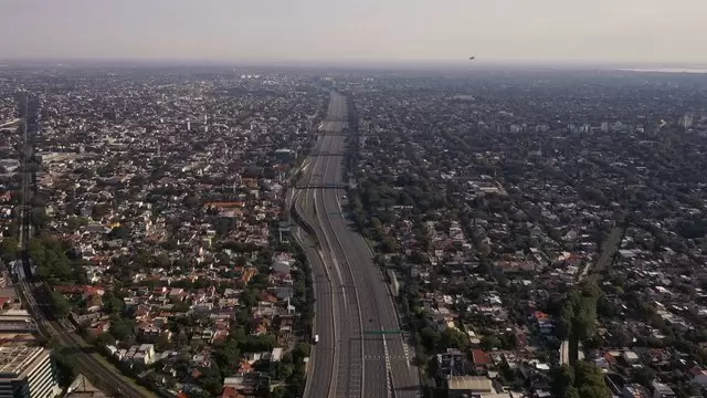 空的布宜诺斯艾利斯城市航拍视频素材插图