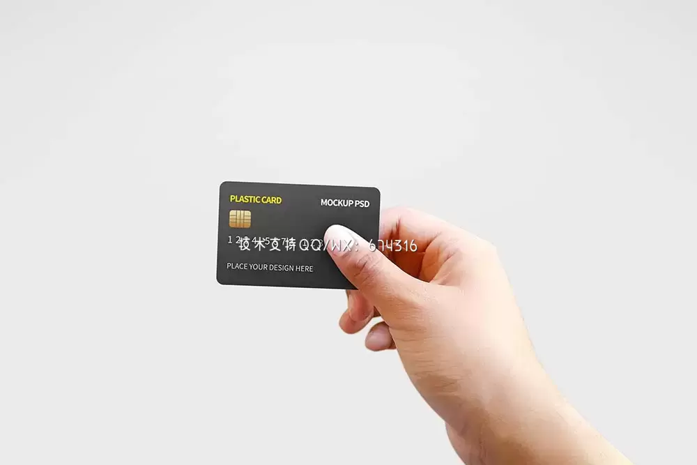 手持信用卡/银行卡/借记卡效果图展示样机 (psd)免费下载插图3